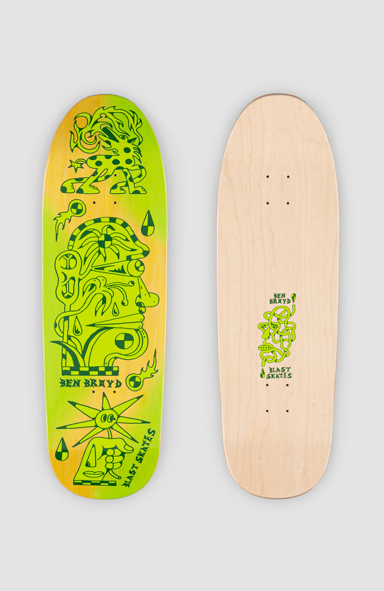 gelb-grünes skateboard deck mit eine graphic im tattop-style. daneben liegt das gleiche deck nochmal von oben fotografiert. beide Seiten sind bedruckt