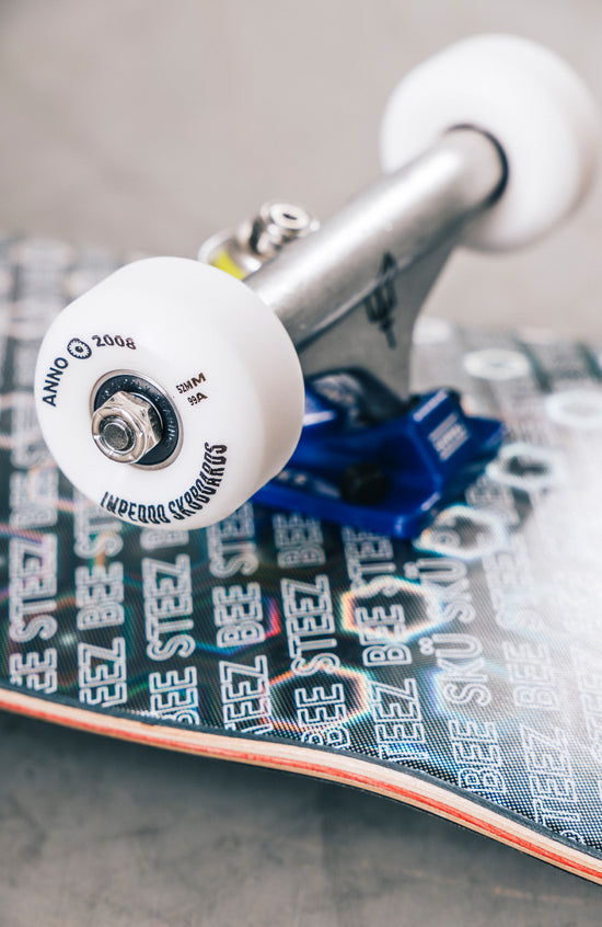 BEE STEEZ Skateboard Prem complet