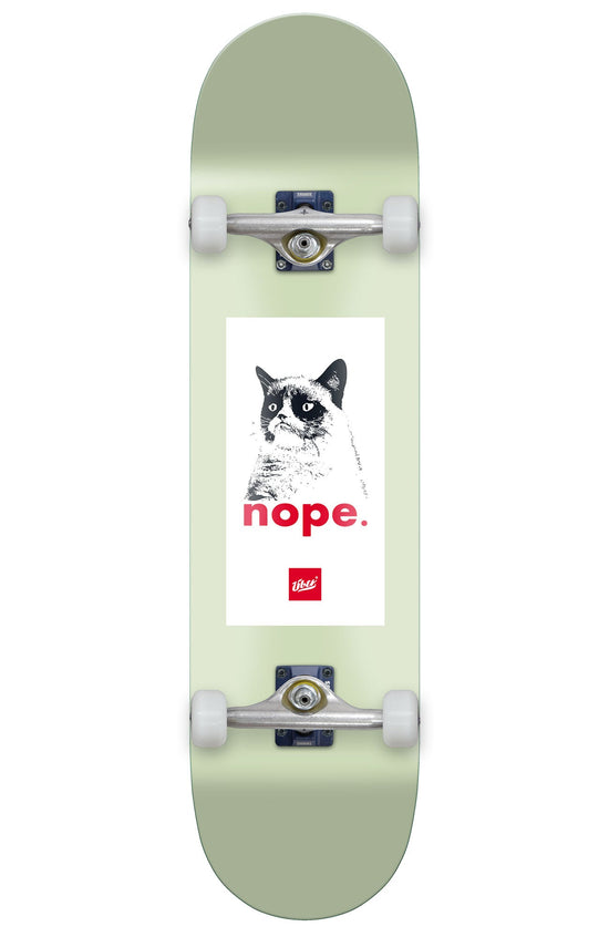 Grumpy Cat, Skateboard 4 étoiles complet